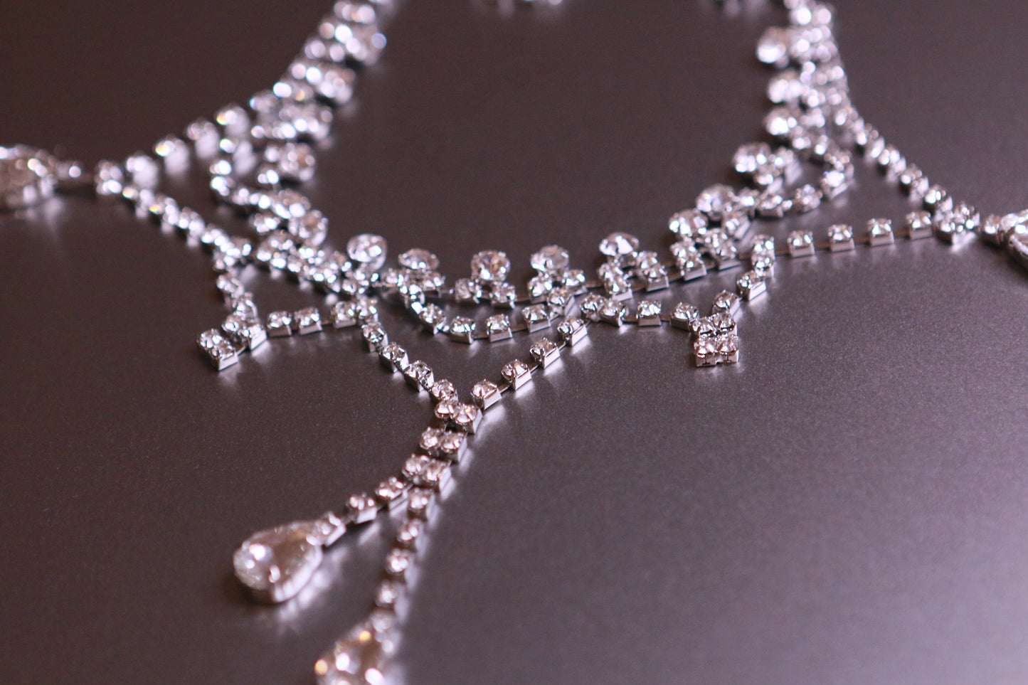 Princess-style Collarbone Chain with Diamond Encrusted